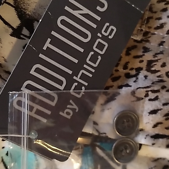 Additions By Chico's Floral/Animal Print Zip Up Jacket. Size 1 (Medium) NWT - Picture 12 of 13